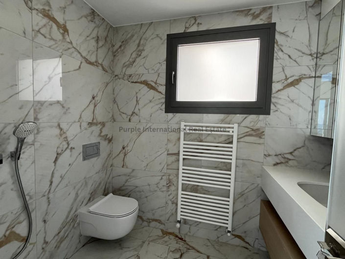 Image No.24-7 Bed Villa for sale