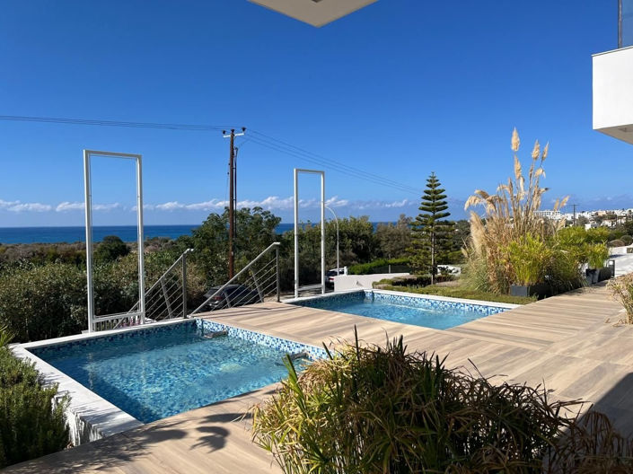 Image No.7-7 Bed Villa for sale