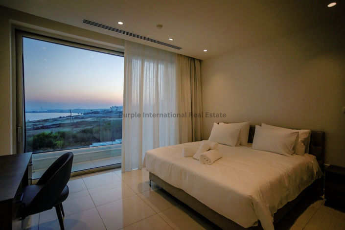 Image No.14-3 Bed Villa for sale