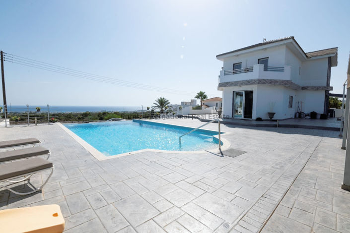 Image No.1-5 Bed Villa for sale