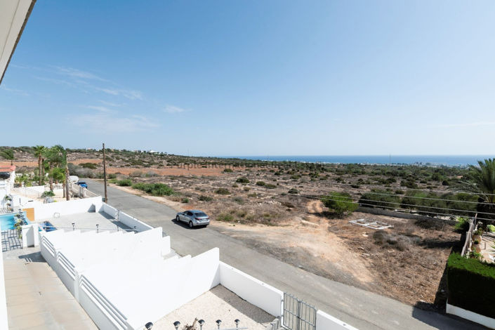 Image No.33-5 Bed Villa for sale