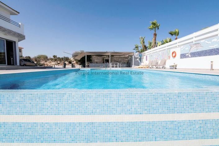 Image No.37-5 Bed Villa for sale