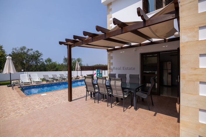 Image No.17-3 Bed Villa for sale