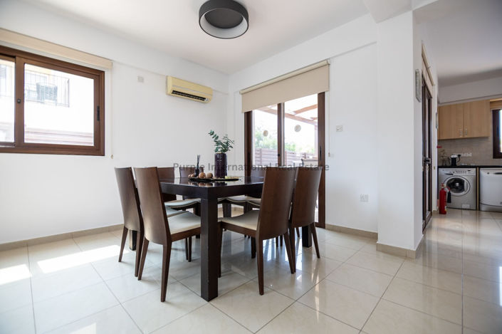 Image No.7-3 Bed Villa for sale