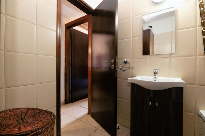 Image No.23-2 Bed Apartment for sale