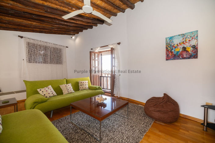 Image No.16-3 Bed House for sale