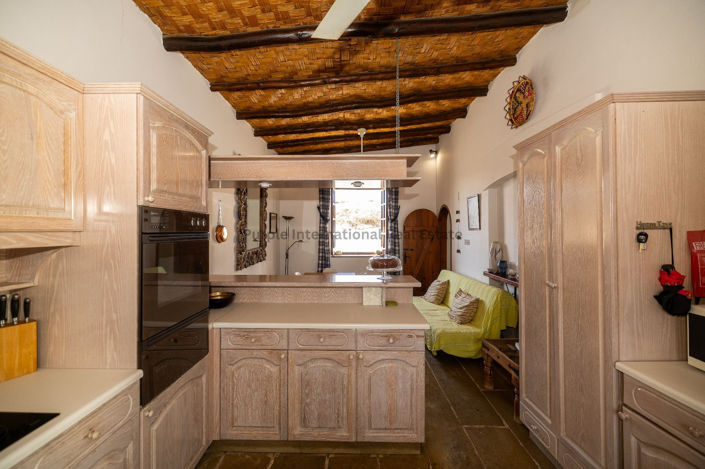 Image No.20-3 Bed House for sale