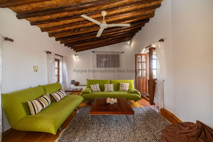 Image No.3-3 Bed House for sale