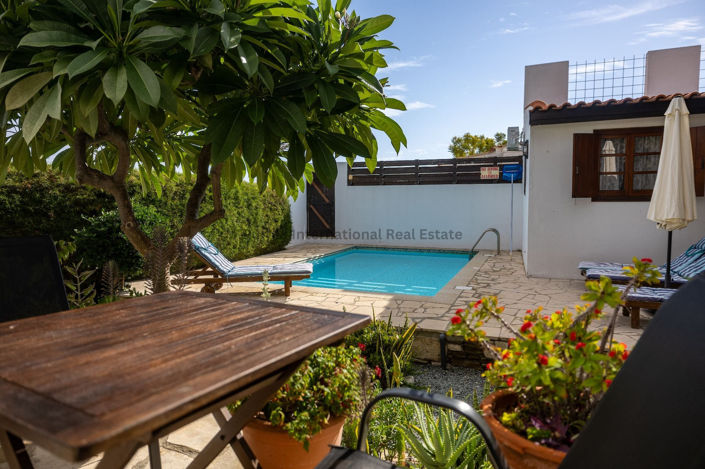 Image No.24-3 Bed House for sale