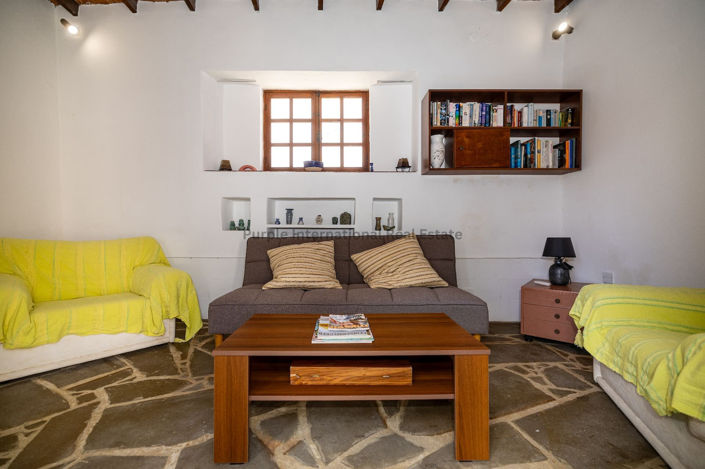 Image No.7-3 Bed House for sale