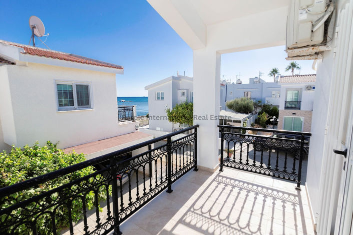 Image No.27-3 Bed Villa for sale