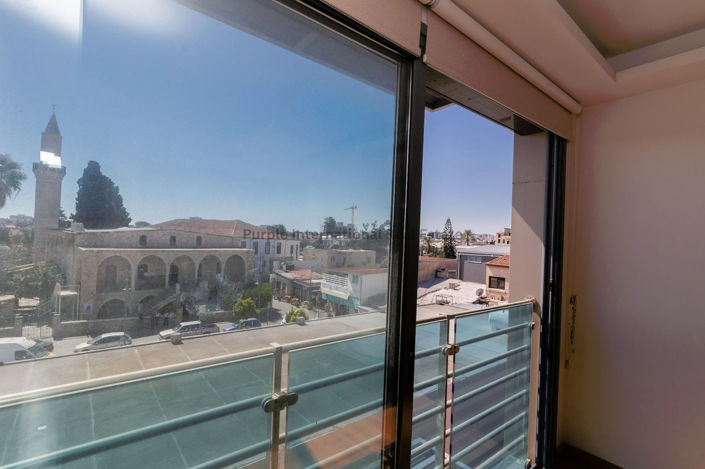 Image No.16-2 Bed Apartment for sale