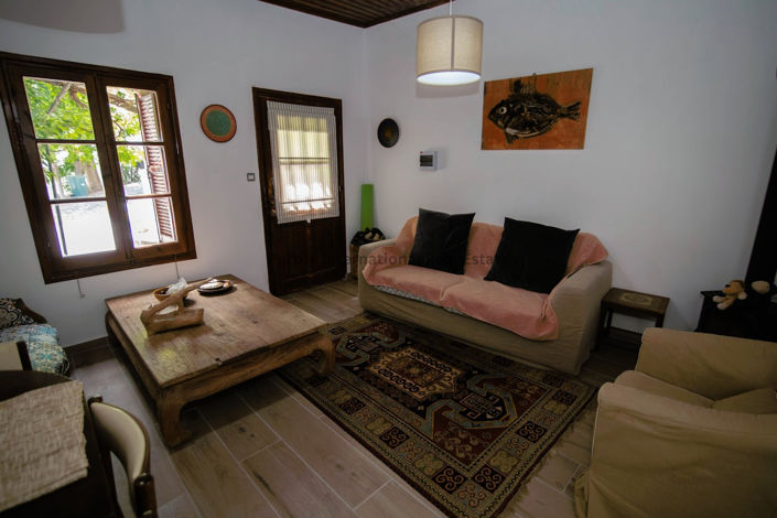 Image No.2-Maison de 2 chambres à vendre à Pano Lefkara