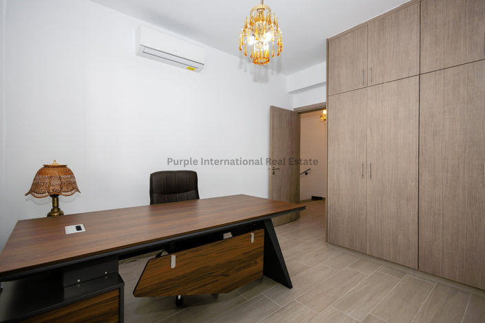 Image No.20-3 Bed House for sale