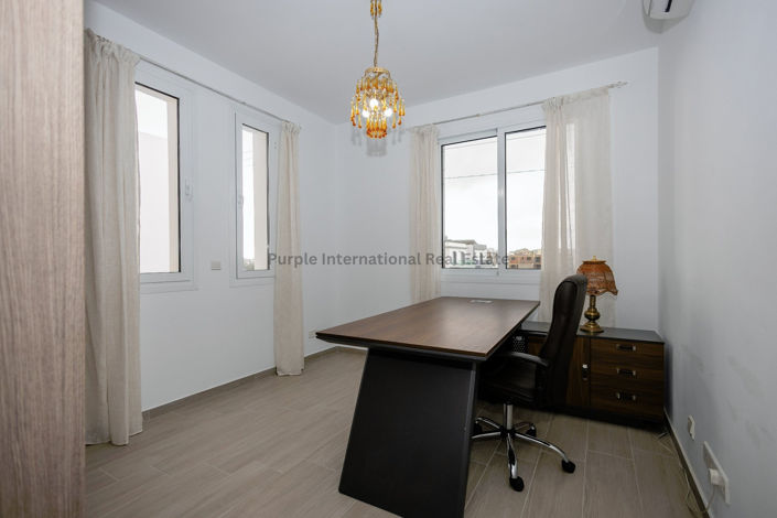 Image No.21-3 Bed House for sale