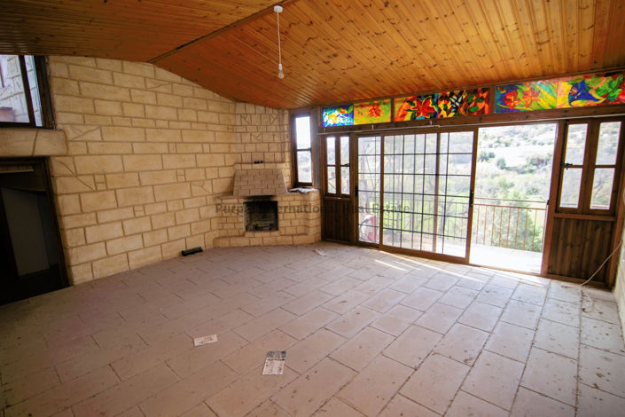 Image No.1-2 Bed House for sale