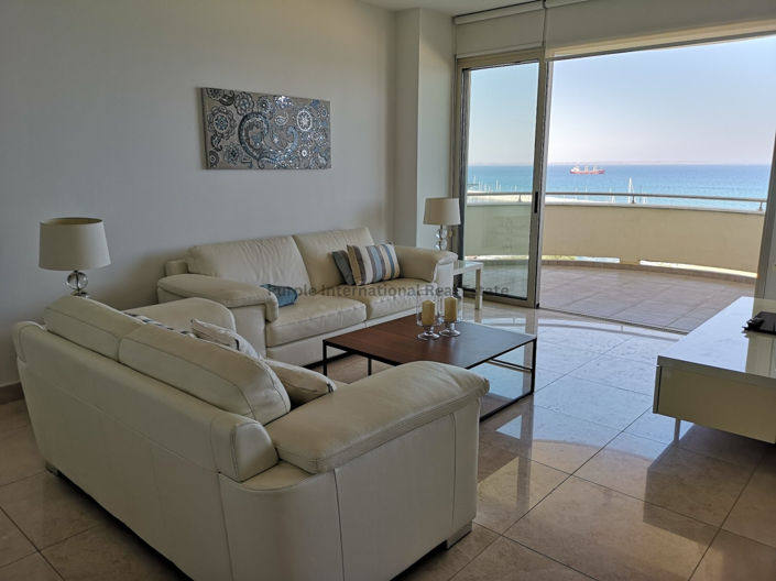 Image No.3-Appartement de 3 chambres à vendre à Larnaca