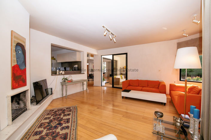 Image No.10-3 Bed Villa for sale