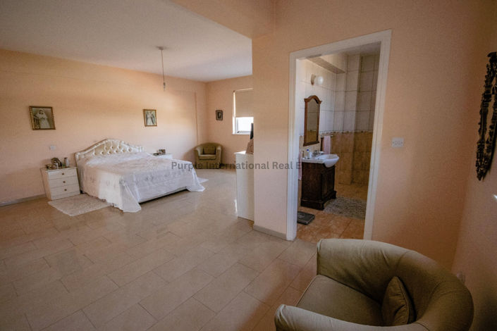 Image No.18-Villa de 4 chambres à vendre à Kiti