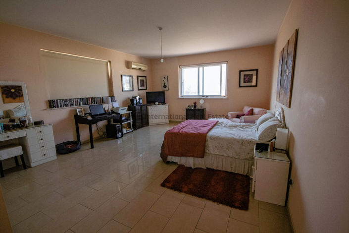 Image No.25-Villa de 4 chambres à vendre à Kiti