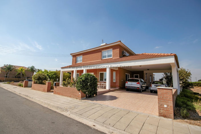 Image No.8-Villa de 4 chambres à vendre à Kiti