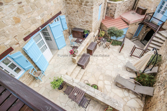 Image No.3-4 Bed House for sale