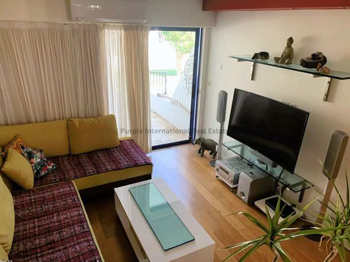 Image No.2-Villa de 2 chambres à vendre à Larnaca