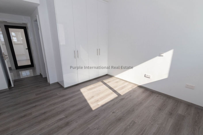 Image No.20-2 Bed Apartment for sale