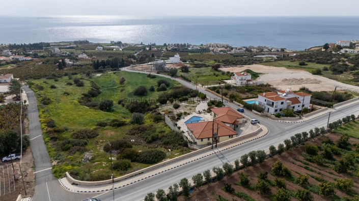 Image No.2-Bungalow de 4 chambres à vendre à Sea Caves
