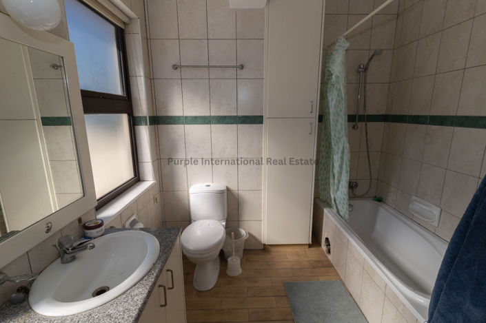 Image No.10-7 Bed House for sale