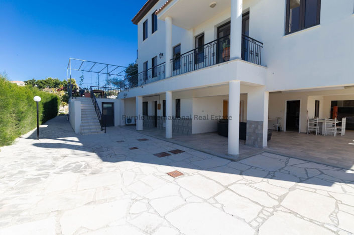 Image No.23-7 Bed House for sale