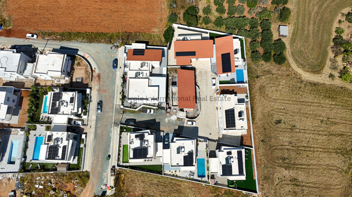Image No.7-3 Bed Villa for sale