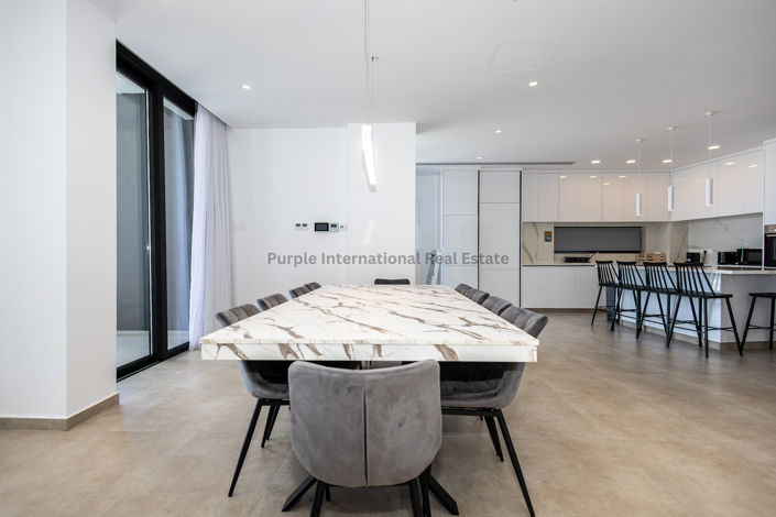 Image No.8-Villa de 4 chambres à vendre à Ayia Napa