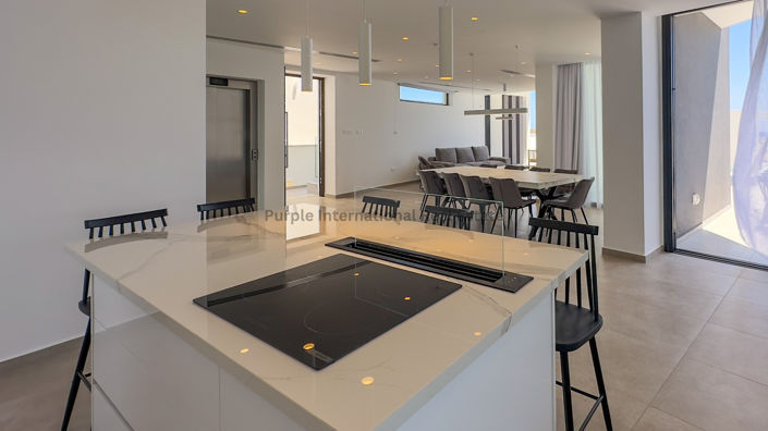 Image No.9-4 Bed Villa for sale