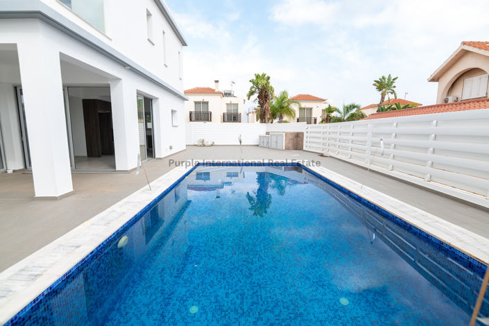 Image No.19-4 Bed Villa for sale