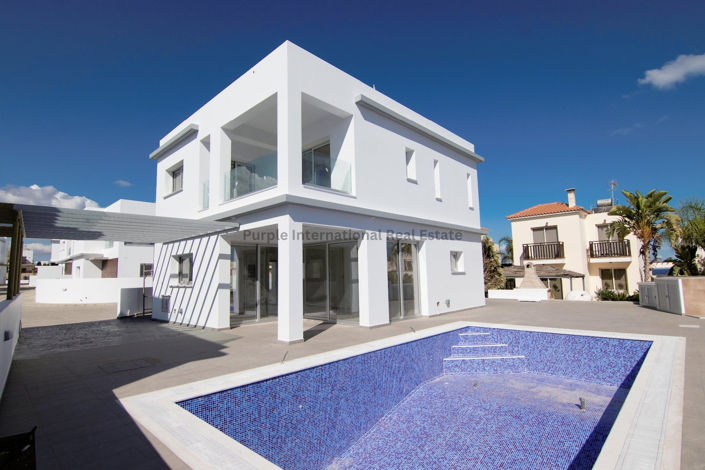 Image No.2-Villa de 4 chambres à vendre à Kapparis