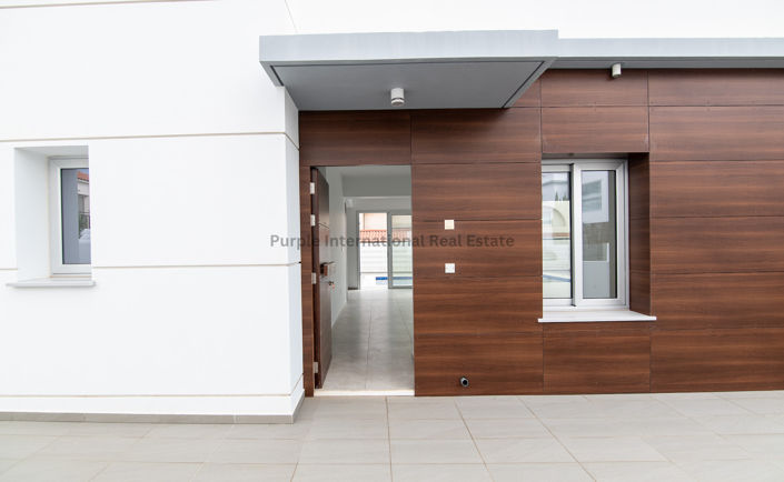 Image No.4-4 Bed Villa for sale