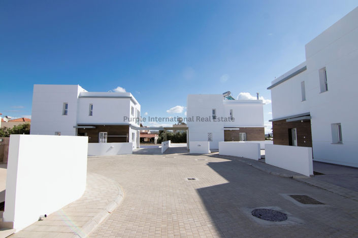 Image No.5-Villa de 4 chambres à vendre à Kapparis