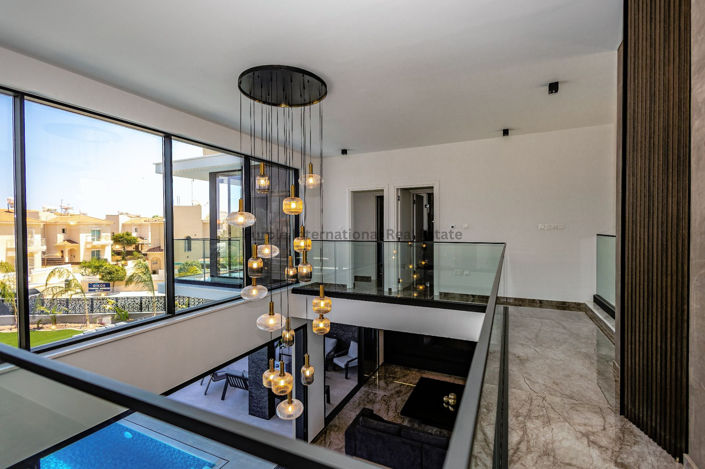 Image No.22-5 Bed Villa for sale