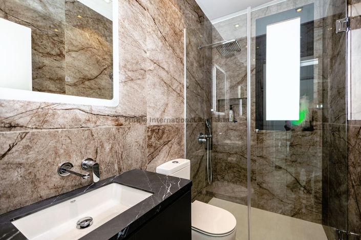 Image No.25-5 Bed Villa for sale