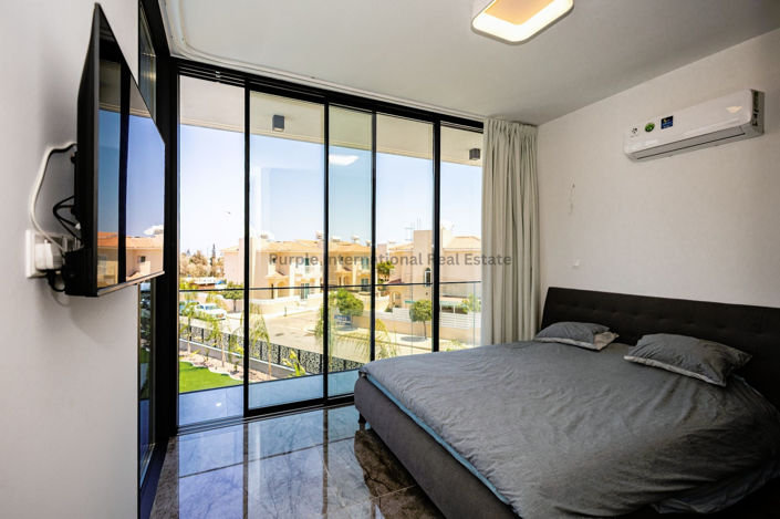 Image No.29-5 Bed Villa for sale