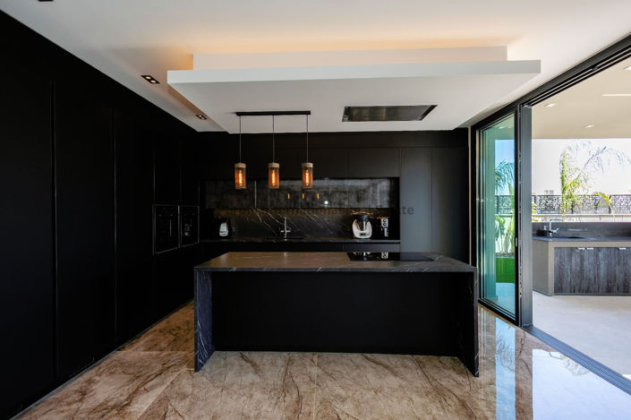 Image No.9-5 Bed Villa for sale