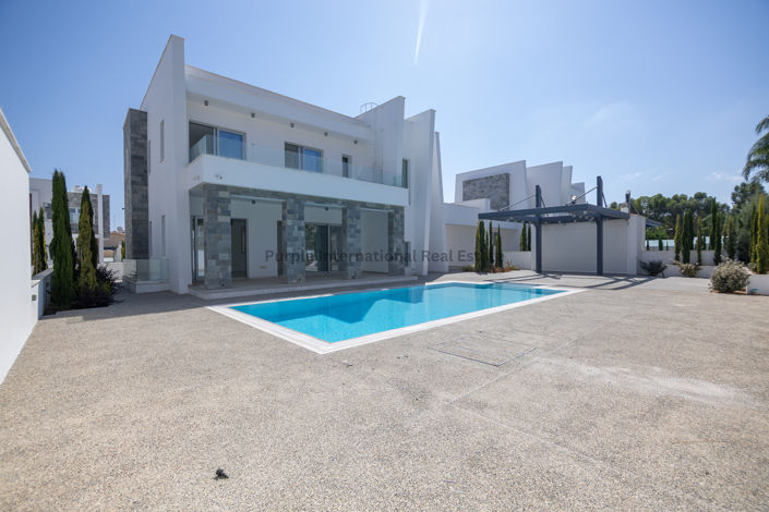 Image No.25-5 Bed Villa for sale