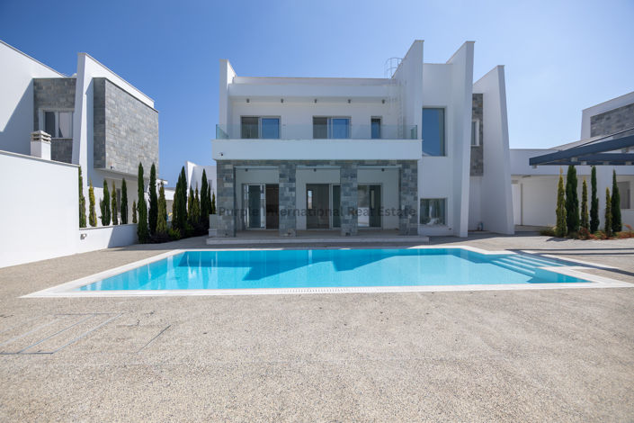 Image No.3-5 Bed Villa for sale