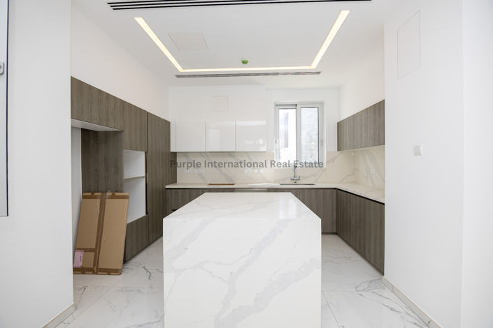 Image No.8-5 Bed Villa for sale