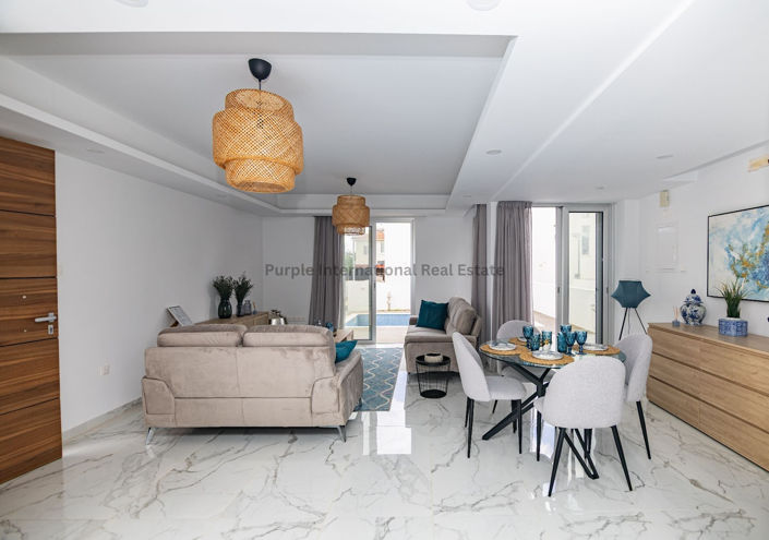 Image No.7-3 Bed Villa for sale