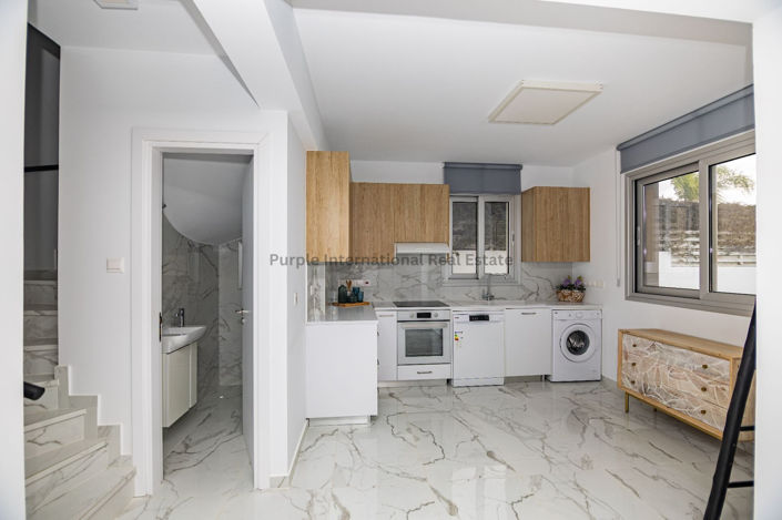 Image No.8-3 Bed Villa for sale