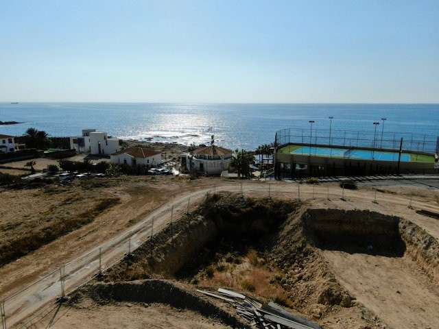 Image No.2-Villa de 5 chambres à vendre à Kissonerga