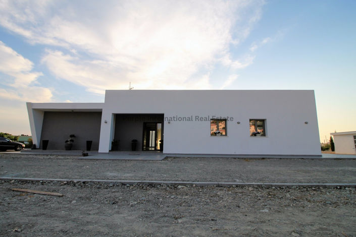 Image No.17-Villa de 4 chambres à vendre à Emba