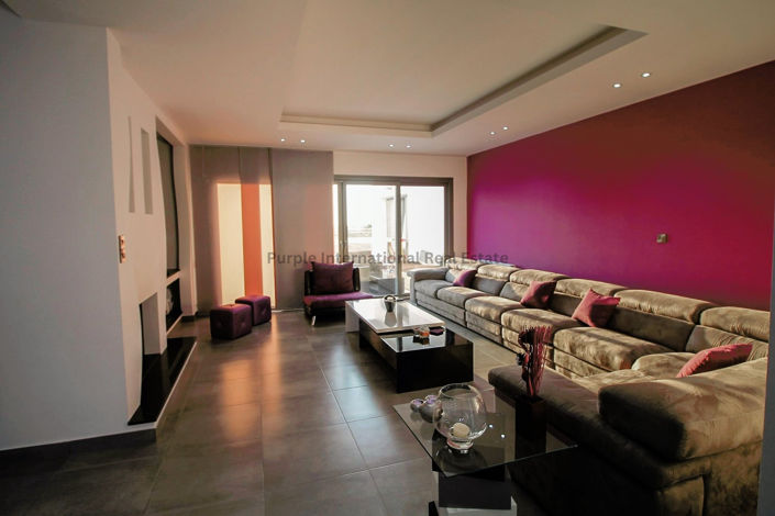 Image No.5-Villa de 4 chambres à vendre à Emba